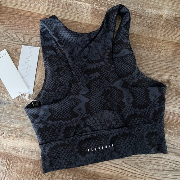 All Fenix Indie Python-Print Racerback Sports Bra - Picture 6 of 7